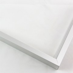 3/8 " traditional metal frame. This slim moulding has a hooked profile and is white-silver in color. It has a frosted satin finish and reflects diluted light.

Nielsen oem2fs Profile
